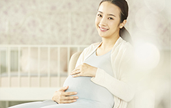 在[海南省]怀孕了怎么做亲子鉴定，海南省孕期亲子鉴定收费状况